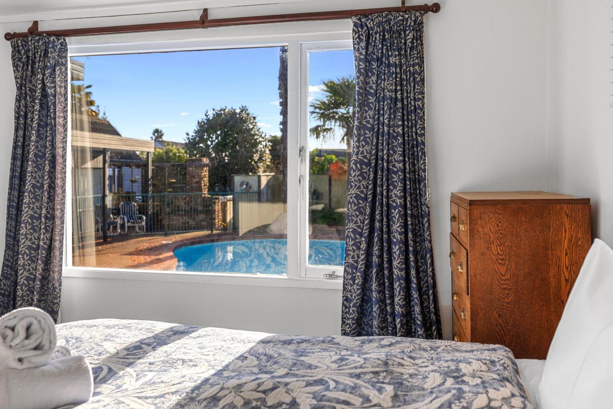 The Zen Hideout - Tauranga South Holiday Home Esterno foto